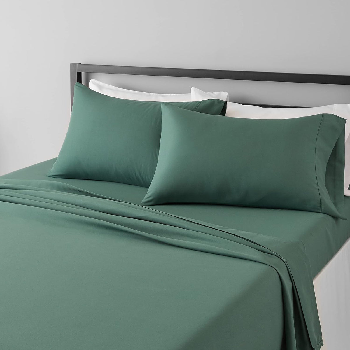 Amazon Basics Lightweight Super Soft Easy Care Wrinkle Free Microfiber 3 Piece Bed Sheet Set with 14-Inch Deep Pockets, Twin, Navy Blue, Solid, Kids, Men & Women Bedding