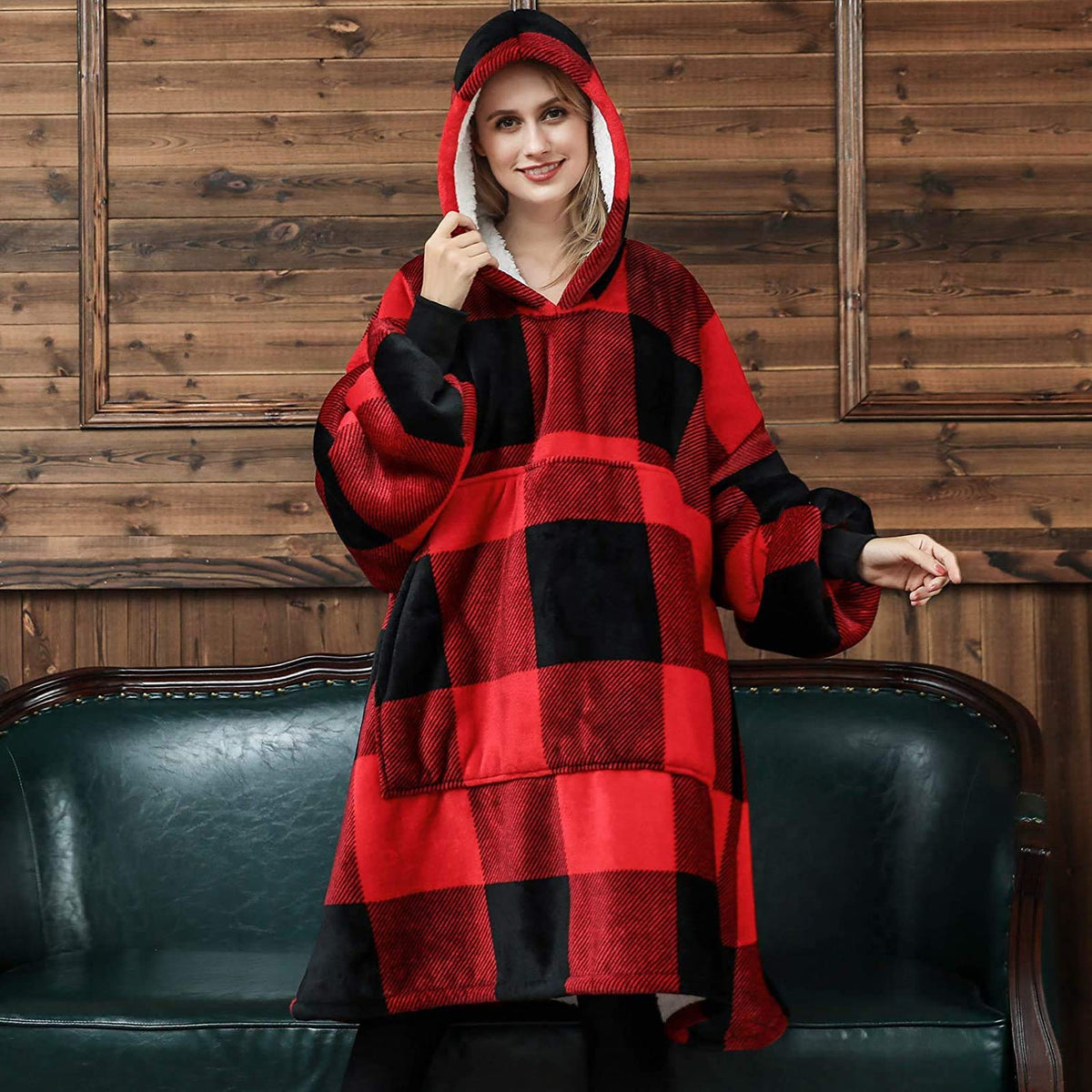 CASKIE Oversized Hoodie Sweatshirt Blanket, TV Super Soft Warm Comfortable Blanket Hoodie, Soft Cozy Warm Comfortable Novelty Hoodies, One Size Fits All, TV-Blanket for Men Women Teenagers Kids
