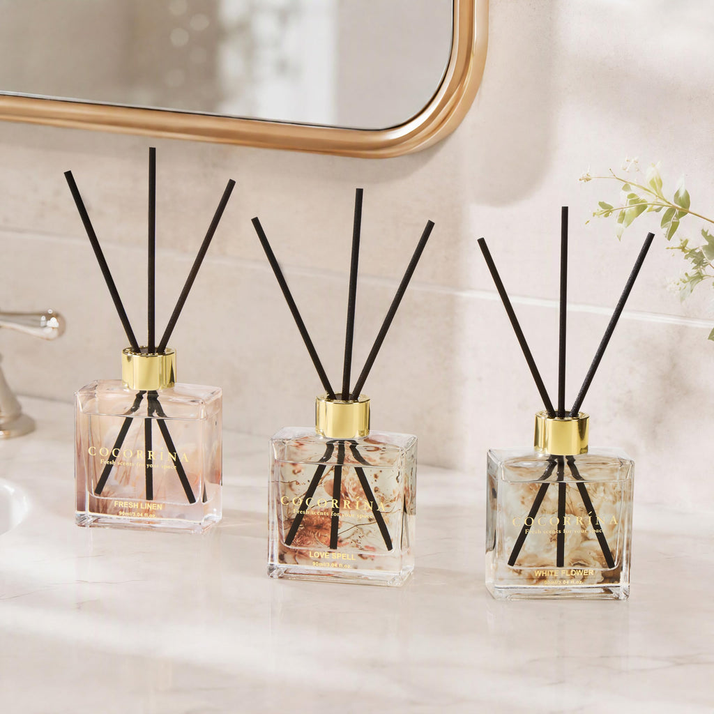 COCORRÍNA Reed Diffuser - 3 Pack/ 90ml with 24 Sticks Reed Diffuser for for House Bedroom Office Decor & Gifts Set (Cashmere Vanilla/Sandalwood Rose/Clean Linen)