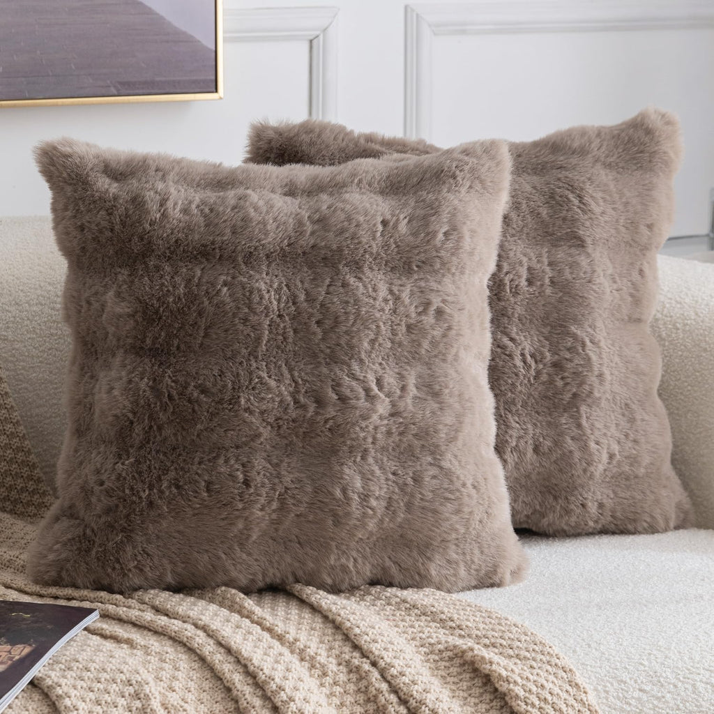 Madizz Pack of 2 Thick Plush Faux Wool Cushion Covers 45x45 cm Cream Soft Neutral Decorative Throw Pillow Covers Accent Boho Pillowcases for Couch Sofa Bedroom Pillow Shell