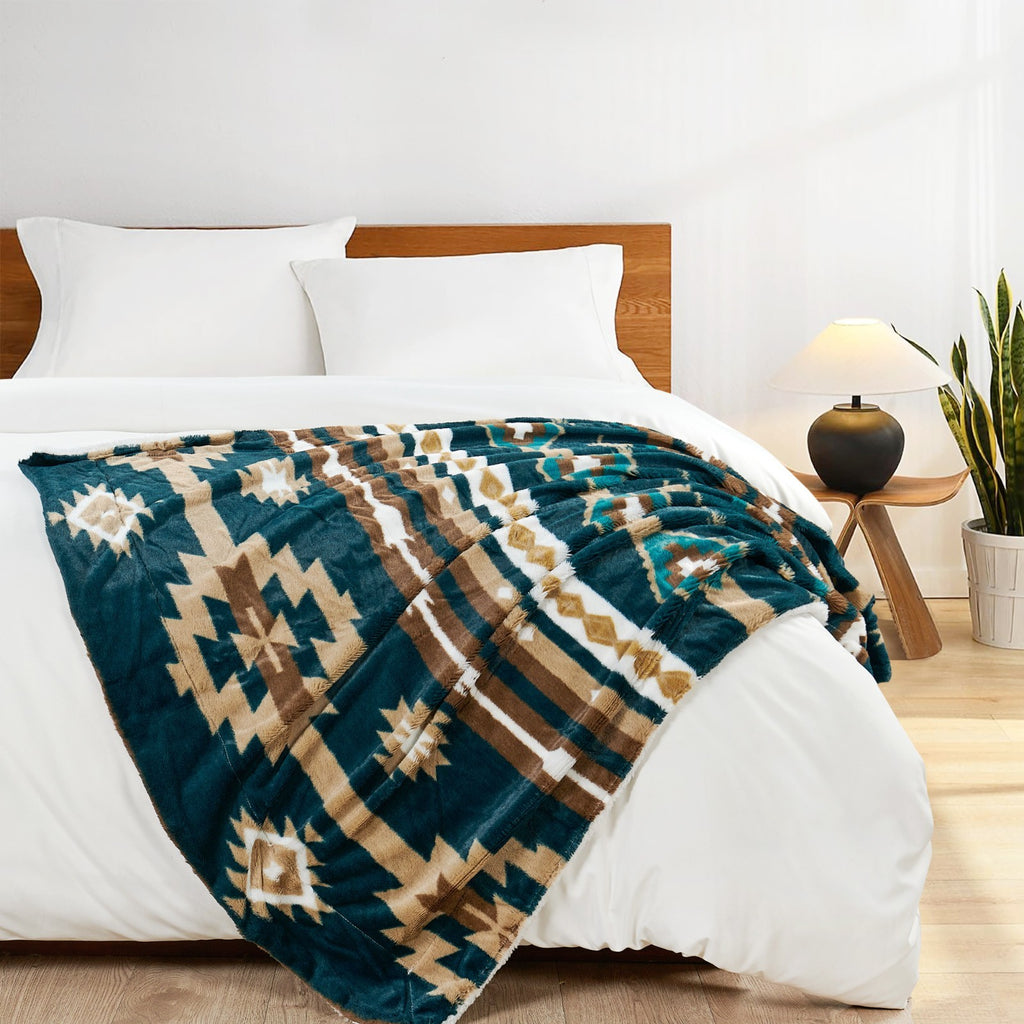 Southwest Sherpa Fleece Throw Blanket – Ultra Soft Reversible & Cozy Plush Gifts